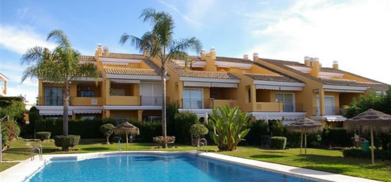 Marbella Estates - Penthouses for sale in Costabella