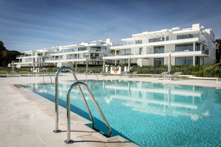 Emare Estepona apartments villas