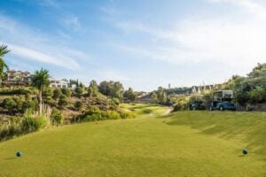 Top 5 Golf Resorts in Benahavís for Property Investors